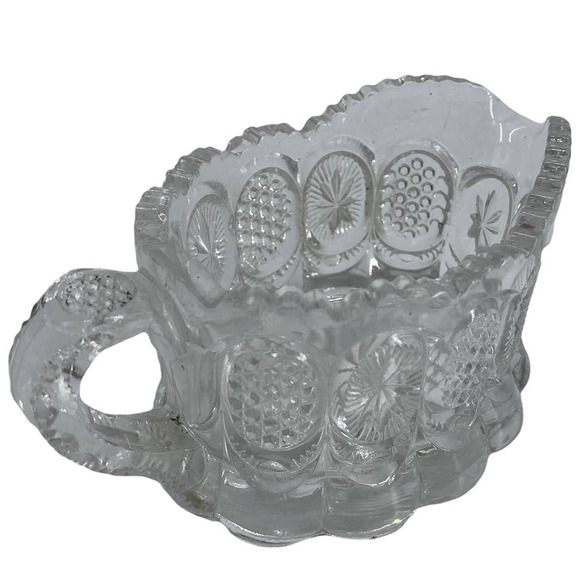 Vintage Clear Glass Creamer Cottage Core Granny Pretty Scalloped Flat Bottom - Picture 4 of 10